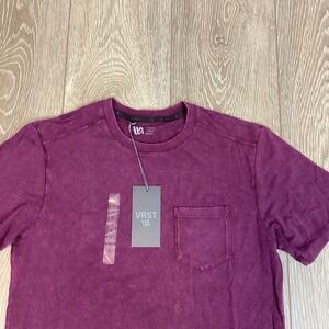 VRST Men's Essential Pocket Tee, Dark Cranberry, Small NEW Short Sleeve‎ Shirt